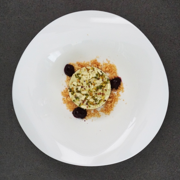 Dolce al pistacchio con crumble