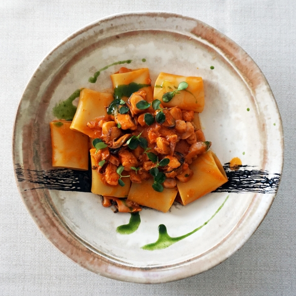 Paccheri con ragù di pesce